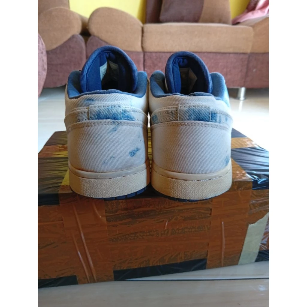Nike Blue White