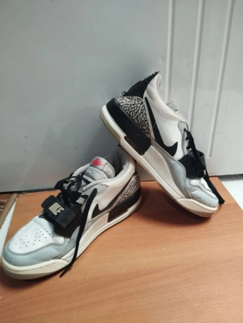 New Balance 5000