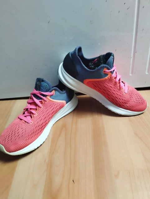 New Balance Pink